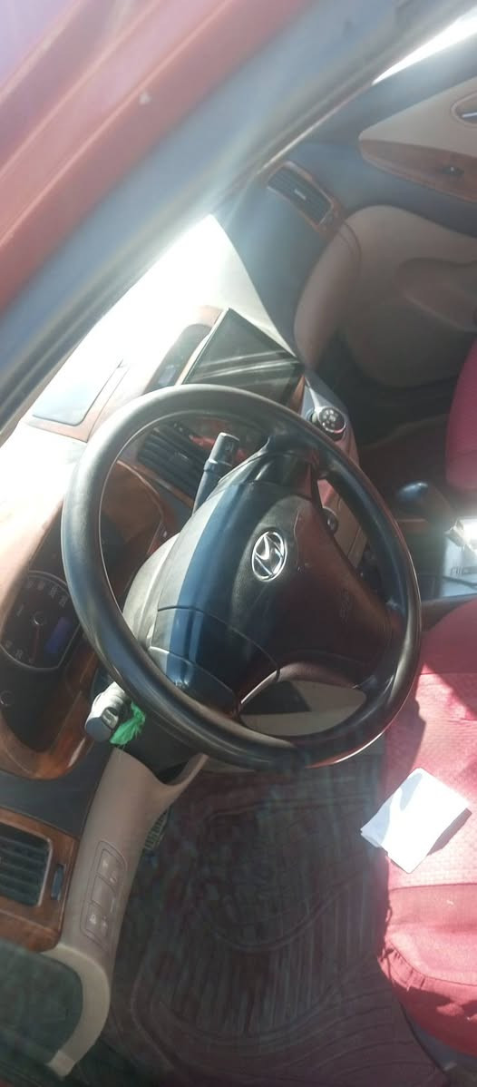 سلام عليكم النتره موديل 2010خليجي مكينه وكير جدد بيه صبغ فقط بل بيبان سياره جاهزه ونضيفه كلش اريد مراوس فقط ب النتره صفره ماكدر ابيع فقط مراوس لنهو ملتزم ب خطوط سياره رقم بغداد تبريد شغال شارير بل مري كله على بلاد وضع شركه العنده ينزل صوره وهذا رقمي ***********
