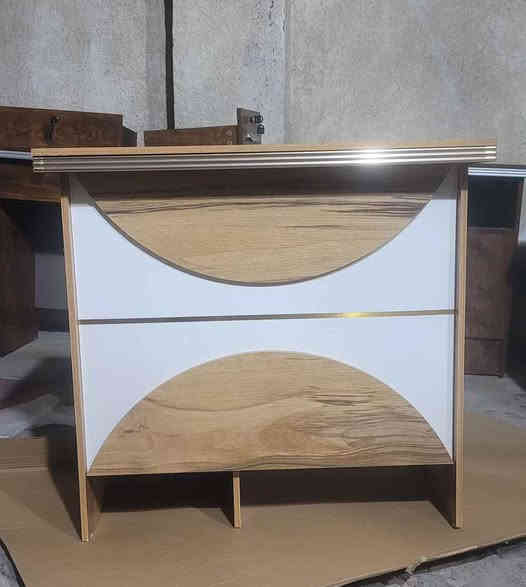 ميز مكتبي خشب ثقيل ماستر
 قياس 80 سم سعر 85  الف    
 قياس 100 سم سعر 100 الف
 قياس 120 سم سعر 125 الف
 قياس 140 سم سعر 145 الف
للحجز والاستفسار يرجى مراسلة الصفحة او الاتصال
          على واتساب *********** 
          على واتساب *********** 
تتوفر خدمة توصيل داخل محافظة البصرة----اجور توصيل حسب مناطق البصرة 
#اثاث #ميز #مكتبي #العشار #خشب اثاث البصرة / تركي وماليزي - البصرة
