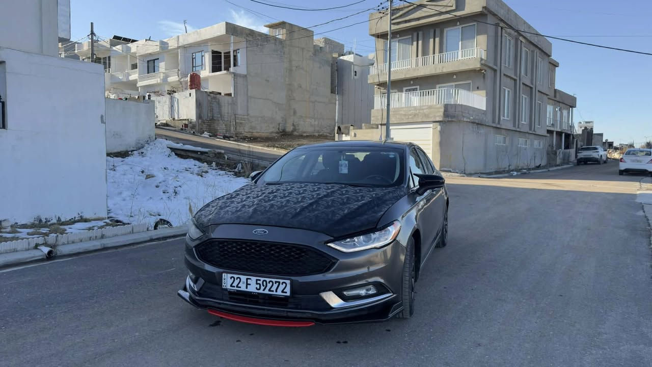 فۆرد فیوژن مۆدیلی ٢٠١٧ مەکینە ٢.٥ واتە مەکینە مەرخوب سەیارەکە لە مەکینە ٢.٥ فولل ماسەفات دی سەیارەک ٣ پارچەی سبوخە چاملخی دواوە لەگەل هی پێشوە لەگەل هەردوو شانەکەی هەتا جامی سبوخە  پشتو پێش کەپسە   دەرگای پشتەوەی لای سەیاقی قۆپەکەی هەیە بە pdr دیتەوە سەیارەکە زۆر جوان و تازەیە رۆنی مەکیەنی هیدرۆلیکئ گیری هەمووی تازەیە لەگەل ٤ تایەی شازی نوی لەبنە سەنە ویو هەموو شتی تازەیە هەتا ٢٠٣٠  سەیارکە ٢٢٠ هەزار رۆیە  وە سیستەمی خازی بۆ بەستراوە سعری سەیارەکە ١١٣ وەرەقەیەمەجالی برایانەی تیدایە ٣ وەرەقەش خرامەی لەسەر پاش مامەلە بۆت دەگەرینینەوە وەتسئاپ***********
ئادیمن گیان وەری گرە🖤،
