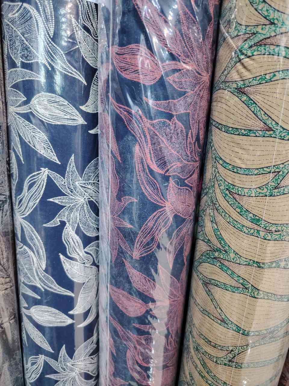 بفضل الله تعالى وصلني أليوم وجبه جديدة من الاقمشه الصيفيه كشمير الامارتي خاص لدشاديش والفساتين والنفانيف والقمصان والكيلوتات في محل دارين خانقين توله فروش فرع صيدليه مازن متواجدين في المحل من ساعه ٤ عصرا لغاية ١١ ليلأ ويوجد خدمه توصيل داخل خانقين وخارج خانقين بالأسعار مناسبه جدأ وأهلا وسهلا بيكم بإدارة ابو حمودي رقم موبايل ***********
