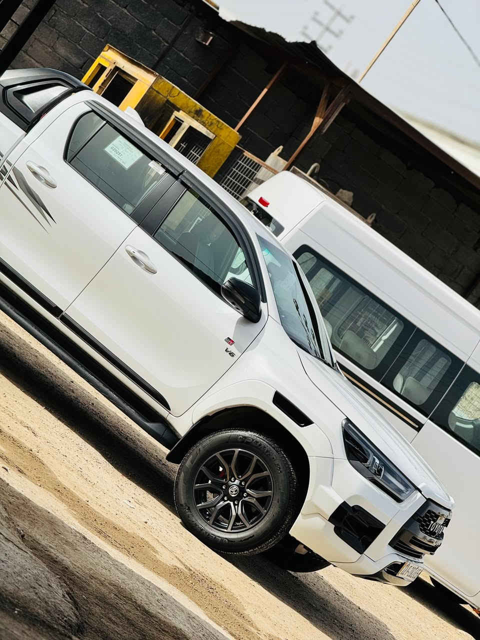 حي إر البيع موديل ٢٣
رقم أربيل تحويل مباشر 
السياره فول مواصفات 
سعر ٤٢٠يعني أربع شدات وعشرين 
***********
