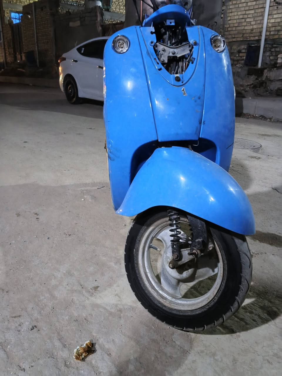 السلام عليكم دراجه مصريه للبيع
السعر 125 
مثل ما موضح بالصوره 
وتاري كدامي طخ 
بسكليتر شويه ثكي
ماكينه حاويه اول مره مفتوحه


**إذا كنت صاحب هذا الإعلان وتريد حذفه لأي سبب، رجاءا أرسل رسالة إلى الدعم الفني**