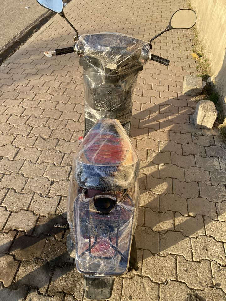 ماطور ياماها شرط كلشي شغال كهربائيات و  هندر واحد يشتغل نقص بس باتري سعر 150 مثل ماموضح  التفاصيل الاتصال بالرقم ***********
