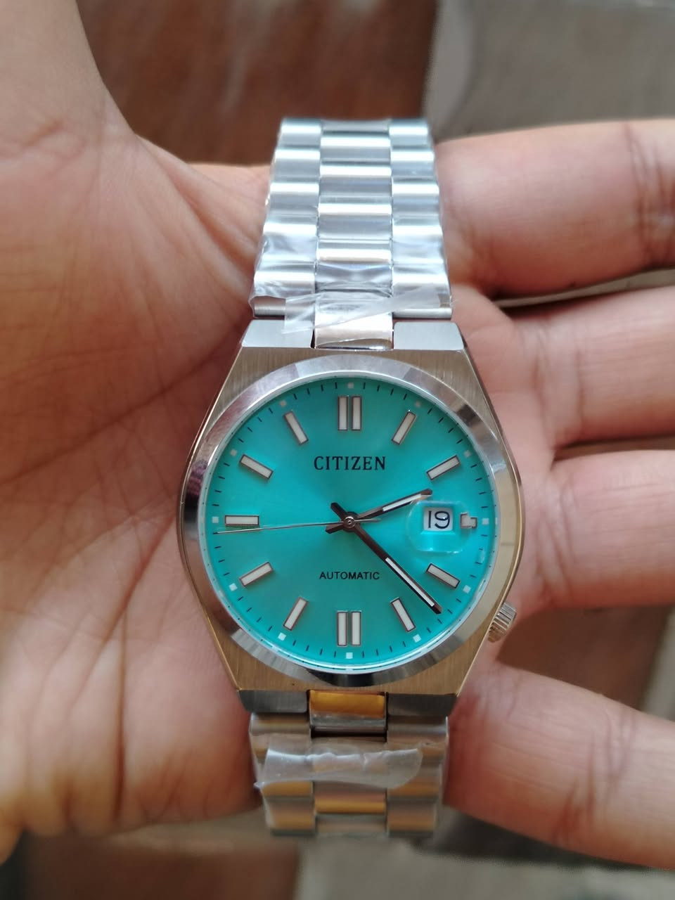 تحية طيبة لجميع
سيتزن

ماكنة أوتوماتيك 21 حجر

تقويم يومي

 جديدة غير مستخدمة مع علبة وكافة المرفقات

السعر 150 الف

يوجد توصيل لكافة محافظات العراق


**إذا كنت صاحب هذا الإعلان وتريد حذفه لأي سبب، رجاءا أرسل رسالة إلى الدعم الفني**