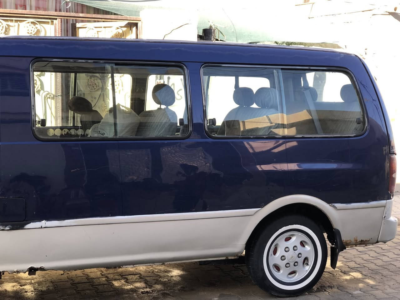 السلام عليكم .. لـلـبيع كيا بريجو موديل 1996 رقم الماني سنويه نافذة لل2027/08/30 مكينه 2700 جديده گير جديد اكسل جديد شواصي جدد سياره بلاديه مكفوله لا صبغ ولا ضربه الحمد لله جديدة بمعنى الكلمه وبالخير على اللي تصير من نصيبه السعر 70 وبيه مجال قليل للتواصل واتساب ***********
