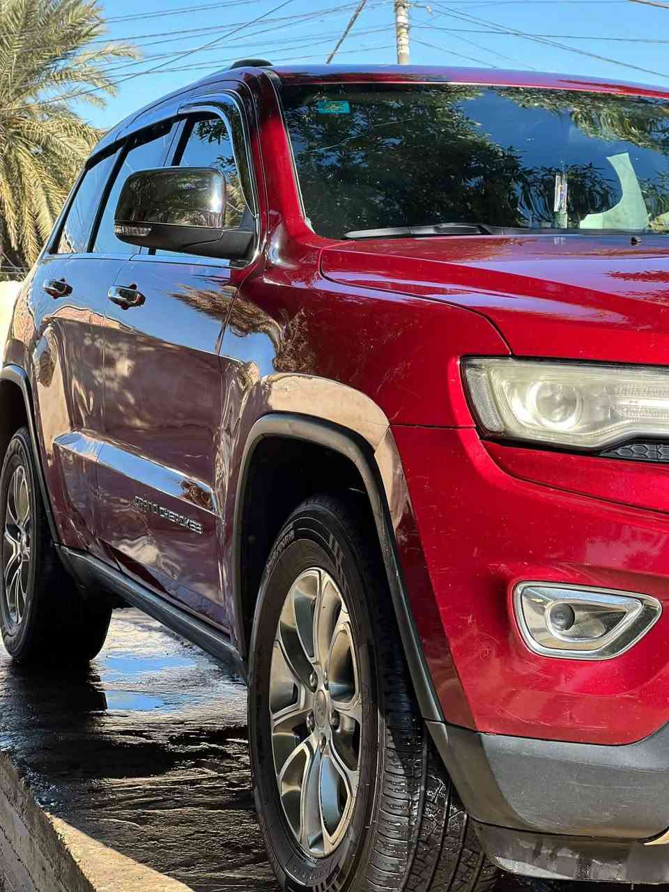 جيب2014 خليجيه فول سيارة مكفوله من ضربه  فتحه شاشه كبيرة حساست خلفيه كامره دواره تحكمات وشفتات بل ستيرن سياره فورويل  كشنات جلد تخم تاير جديد مكفوله كير محرك عله وضع شركه حداديه جديده تشغيل عن بعد محافضت بابل  سعر تصل علئ صاحب سياره بيع او مراوس مكلف بل نشر  رقم ***********.
