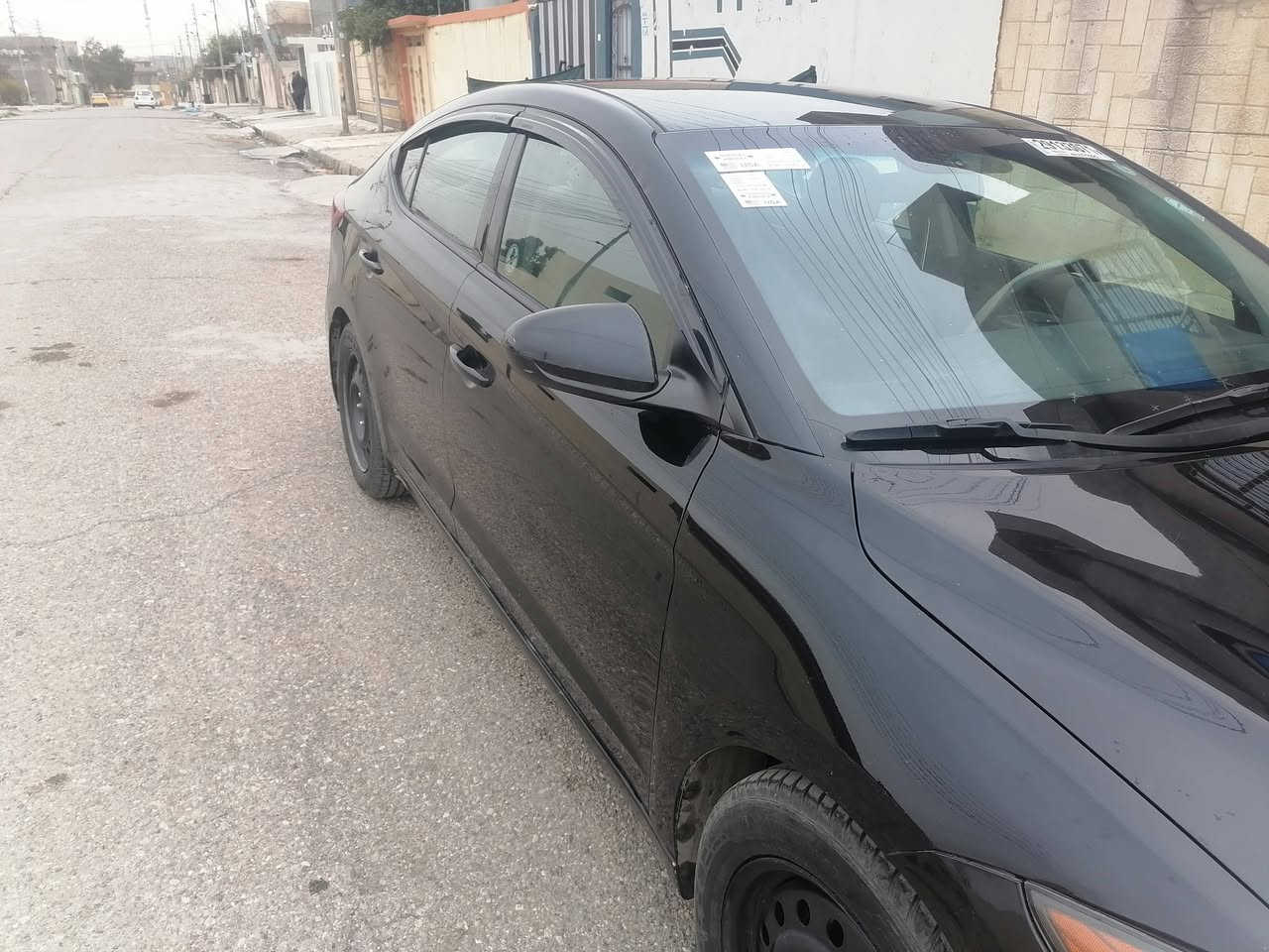 السلام عليكم
🔴النترا للبيع فقط بيع بدون مراوس او اقساط
🔴موديل 2018
🔴وارد أمريكي 
🔴سيارة باسمي 
🔴سنوية جديدة تنتهي 2030
🔴هزة جديد
🔴كابون بانزين
🔴رقم اجنبي مسطره 
🔴شرط تحويل ثاني يوم 
🔴محرك 2000 دوش شرط ما مفتوح لا صرف ولا نفخ 
🔴كير الاوتماتيك ATM مرغوب ومعروف بالسوق 
🔴عداد مسافة 87mi
🔴ضرر جاملغ الامامي اليمين سرقة ومبدل وبيها بالداير يم قبق البانزين صبغ فقط وبل دوسة اكو معجون لا غير بدون دواخل بدون لغد بدون شاصي بدون أيرباك 
🔴سيارة حلوه دينار واحد ما تصرف عليه 
مواصفات 
🔴تحكمات استيرن جهتين 
🔴كروز السرعة 
🔴شاشة كبيرة 
🔴رادار جانبي 
🔴مانع انزلاق 
🔴كاميرا خلفية

📍مكاني الموصل / الأيسر 
السعر 123 بيها مجال جداً بسيط 
الشراي يتصل  
***********
