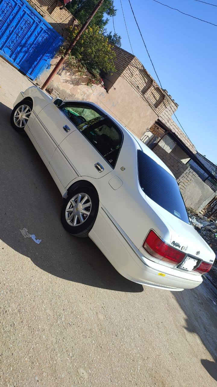 تويوتا كراون رويال مكفوله كفاله عامه ضربه وكص وصبغ فقط  دكمتين فتحه كرستال اصل  مكاني البصره السعر ٧٠ رقم الهاتف 📱 ***********
