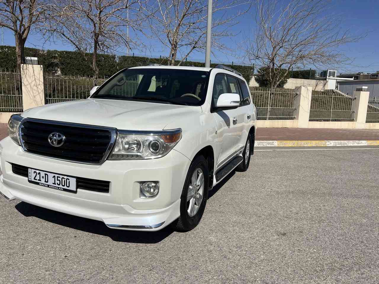 السلام وعليكم للبيع لاندكروزر 2011GXR
6سليندر محرك مامفتوح
تخم تايرات جديده
سنويه وارقام. جديده
بدون صبغ
10سم تعديل بارد بسيط جدا 
ماشيه 228
السعر315$سعر جدا مناسب
مكانها السليمانية للاستفسار فقط اتصال ☎️ 
￼***********
