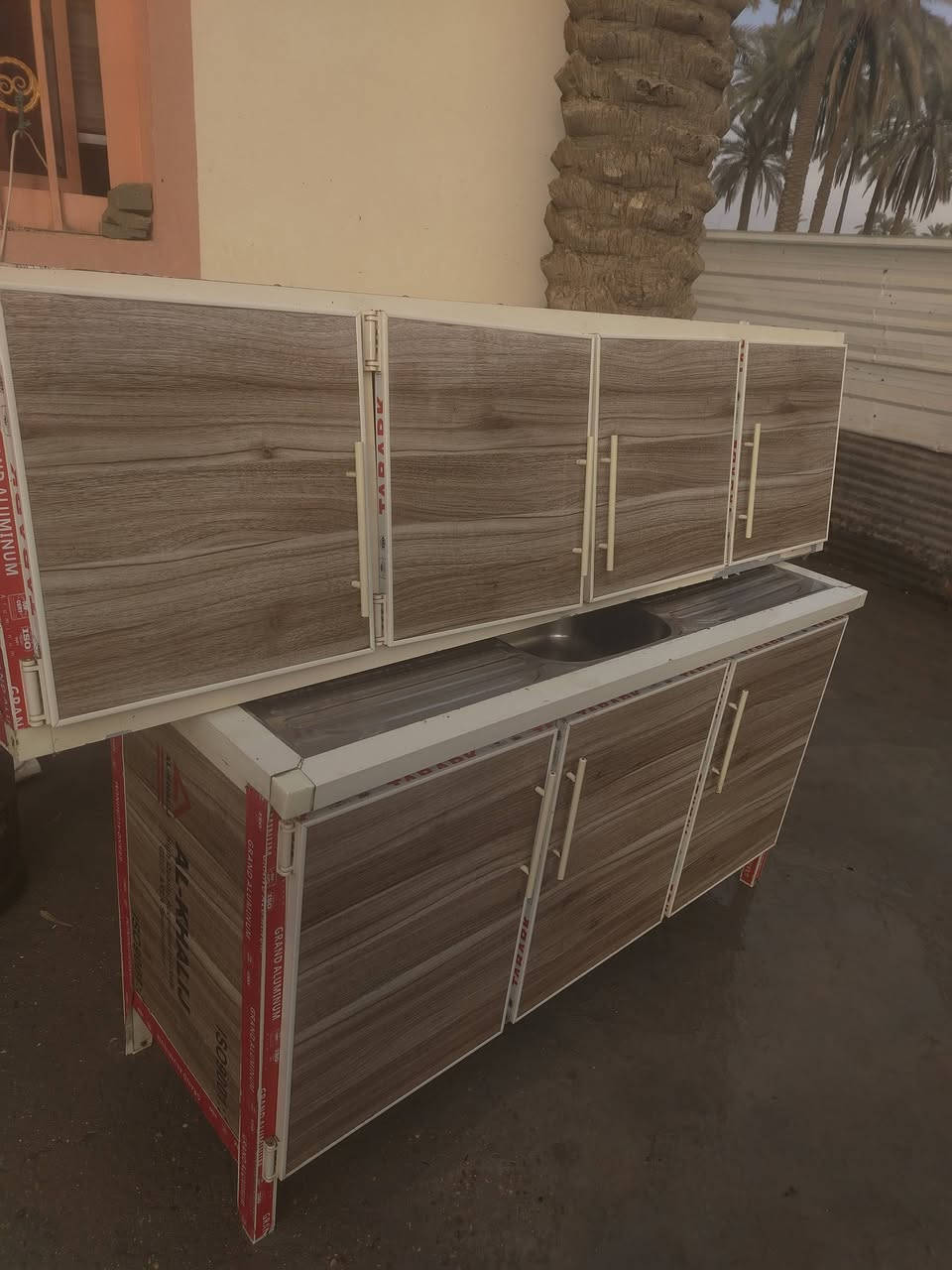 لبيع سعر 175رقم هاتف ***********
