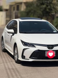 للبيع فقط كورلا هايبرد شكل الخليجي موديل 25 فول مواصفات  رقم بغداد ب ا...
