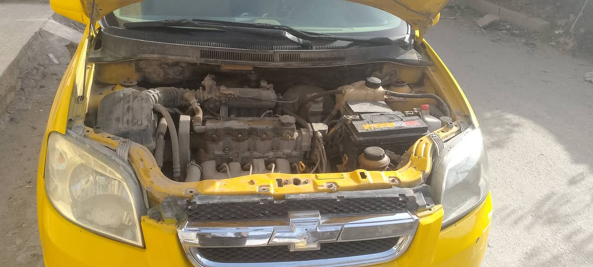 افيو البيع موديل 11 خليجي مكنه مفتوح اوتماتيك فول قطعتين داخل ***********
