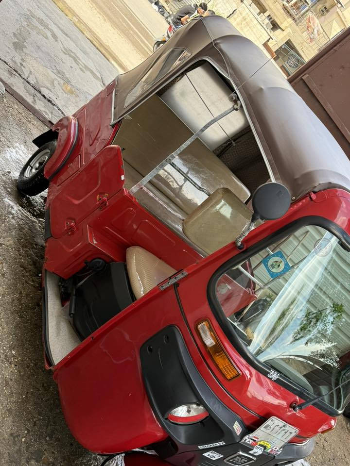 السلام عليكم

تكتك2021 للبيع العنوان بغداد الجديد    ***********
