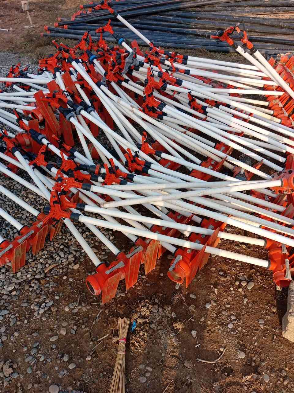 السلام عليكم يوجد مرشات للبيع بواري 12 خط وصوندات خير من الله للتواصل عله الرقم التالي ‏‏‪***********‬‏
