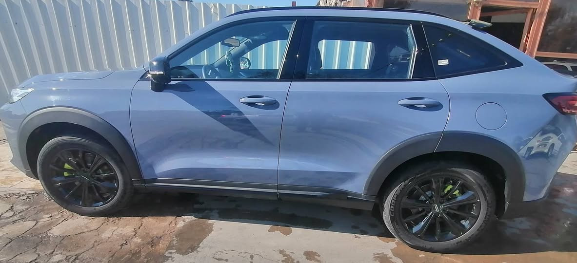 سيارة جديدةموديل ٢٠٢٤ للبيع هافال H6 GT محرك ٢٠٠٠ تربوا ٨ وضعيات سياقة دفع رباعي وعلى الرمال والثلج وجبلية وسباق وغيره ماشية ٦٧٠٠ كيلو فقط جديده مكاتبة الشركة موجوده والله ٤٣٥٠٠ مليون ضمان عشر سنوات السعر مخفض ٢٤٠ ورقة والمعلومات مع الصور واتساب ***********
