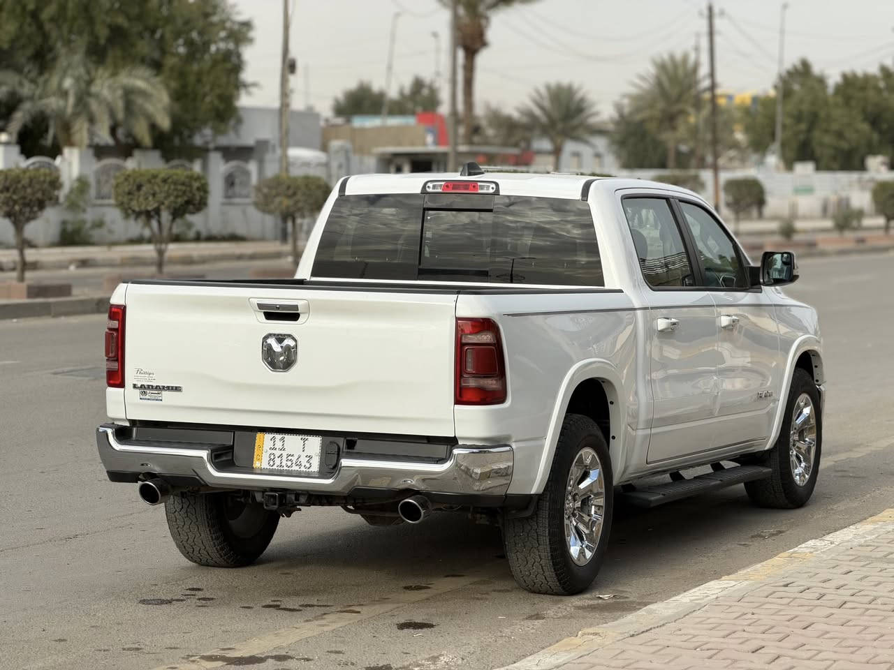 للبيع

دوج رام لارمي موديل 2022 رقم بغداد بأسمي
مكينة 8 سلندر 5700 ايتورك 
كفالة عامة بدون صبغ مياه تقرير تعمل وتسير من امريكا اني مستوردها ع ايدي 
كشنات جلد تدفئة تبريد
كشنات خزن ذاكرة
ستيرن تدفئة 
رادار امامي ونقطة عمياء

السيارة كاملة من كلشي وع ايدي اني مستوردها من امريكا 

مكاني بغداد
للاستفسار
***********
