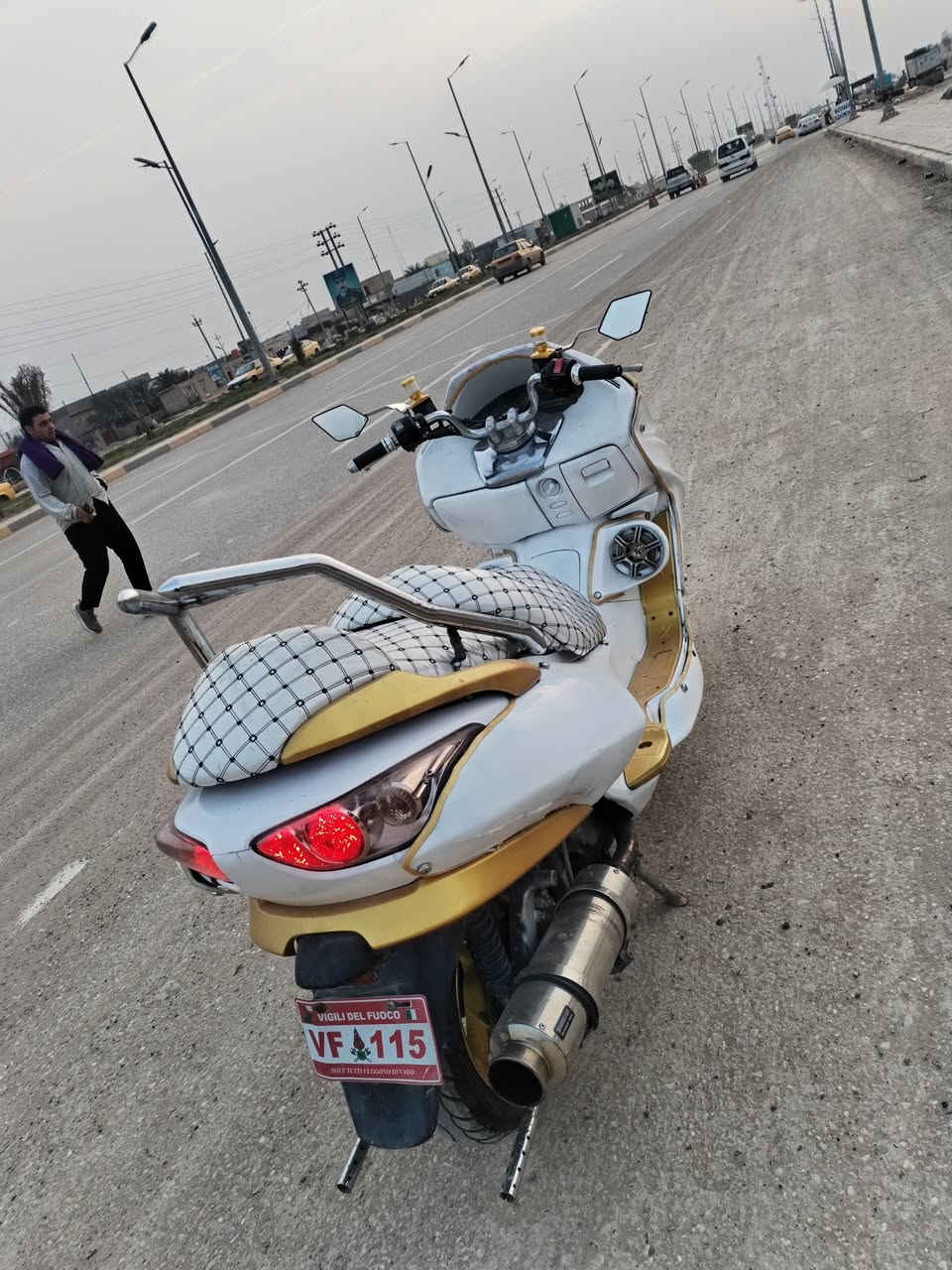 فورزه 0/9 كرستال مفوله تزويد  كلها شغاله و كل نقص ما بيها 

بيع او مراوس ب ماكس بوليس فقط شباب الشراي يتصل لو يجيني خاص تعليقات ما اجاوب مع احترامي للجميع 

عنواني كوت 

***********
