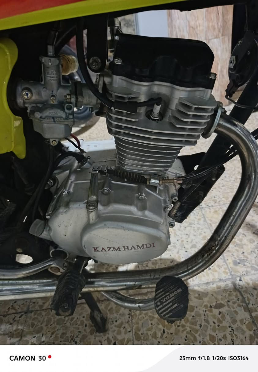 السلام عليكم دراجة للبيع الشاصي 2018 والتعمير كله 2023الرقم وسنويه والشراي يتصل على هذا الرقم ‏‪***********‬‏
