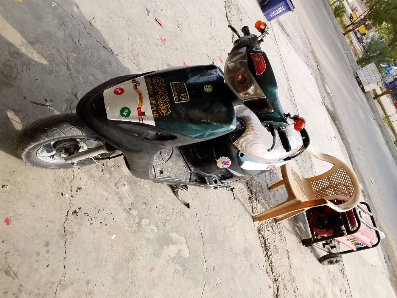 السلام عليكم شباب ماكس قشمه دراجه كره كامله ما بيها اي نقص سلفو هندر ماكينه جديده شاده للجمعه دبلات جداد ويارا جدا سلف هندر شغال طائرات جداد ما بيها اي نقص خاتم واحد هي والماكينه مكان ديالى بعقوبه التحرير