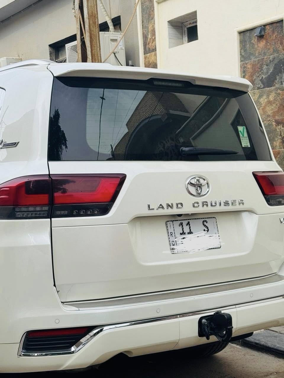 سلام عليكم  تيوتا لاندكروز 2022
مخلفه PPFبلكامل  ابو الضمان 
SASفول توين تيربو. ام الضمان   VX

فول مواصفات للاخير    

ماشيه :70

خزن ميموري

جميع الكشنات كهرباء 

جنطه شفط 

رادار خلفي 

حساس امامي خلفي 

جلد شاحن 

كشنات تدفئه تبريد 

ستيرن كهرباء 

مري شفط 

٥ بصمات

٣ شاشات تطبيق 

توقف ذاتي 

١٩ سماعه

باقي المواصفات معروفه 

عنوان السياره ديوانيه مركز المحافظه اخوكم ابو جود 
***********
