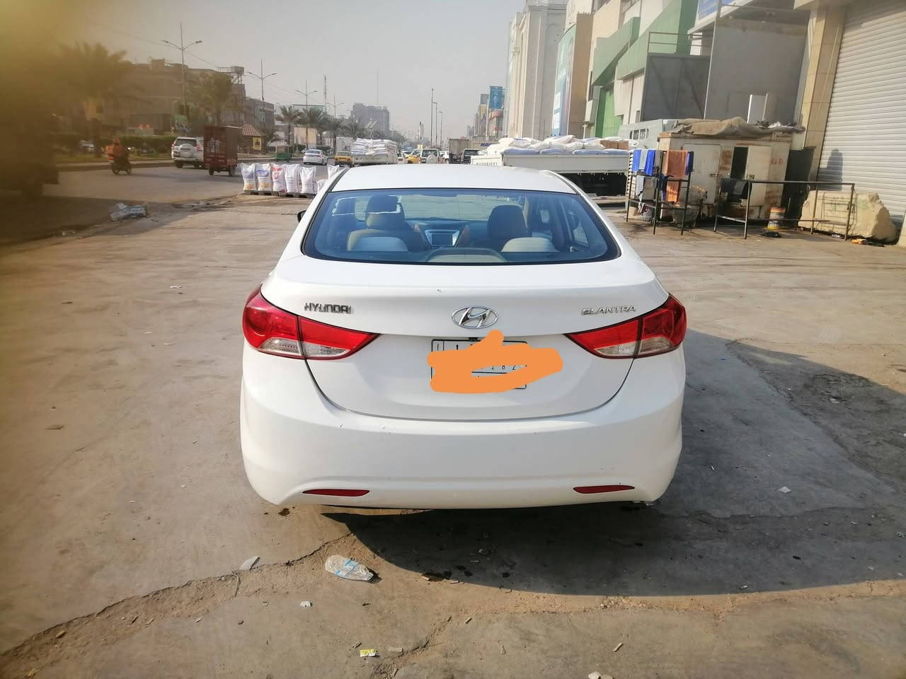 سلام عليكم
النترا موديل ٢٠١٣ بيضة خليجية فول عدا البصمه مكفول كفاله عامه ماشيه ١٢٥ الف
المواصفات
اسلايت
دشبول واستيرن صاج
شاشه كبيره
كامره خلفيه
ويل ١٦
السعر ١٣٠ ورقه بيه مجال 
المحرك 1800 دوش المرغوب
مكان السياره بغداد شارع فلسطين للأستفسار اتصل على الرقم ***********
