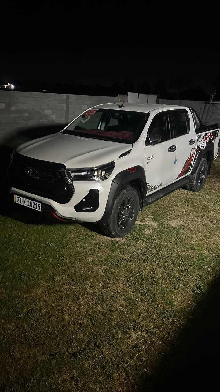 فور ويل موديل 2024 TRD يوجد بارد قليل جدا في الجاملغ الأيمن الخلفي رقم سليمانيه  دولي فول مواصفات ماشيه 29 ألف ساز 6 سلندر كشنات تدفأء تبريد قطعتين تبريد الاستفسار اتصل على الرقم ***********
