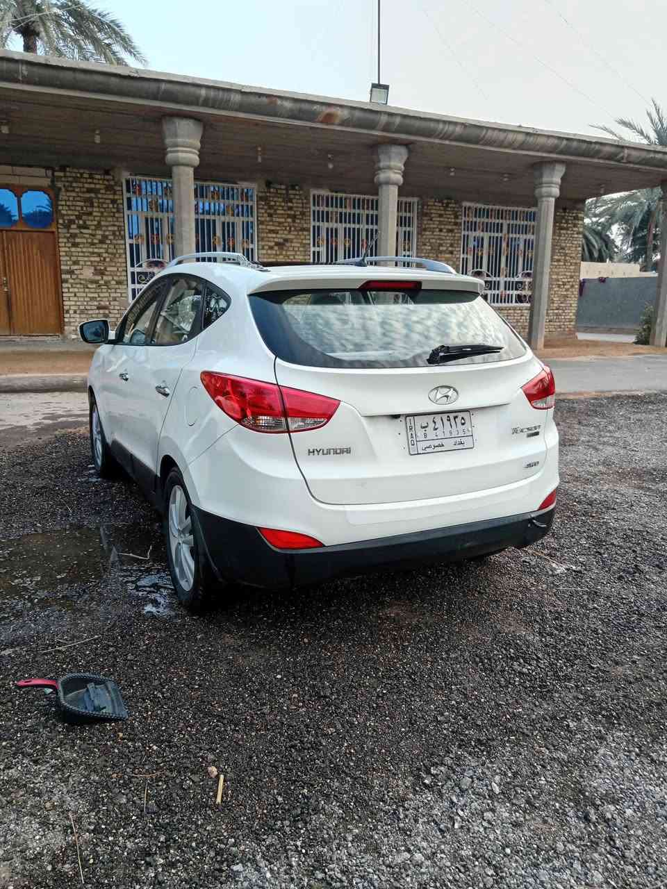 توسان موديل 2011 رقم بغداد بني رامه بصمه تشغيل وابصمه ابواب السعر 137 للتواصل رقم الهاتف ***********
