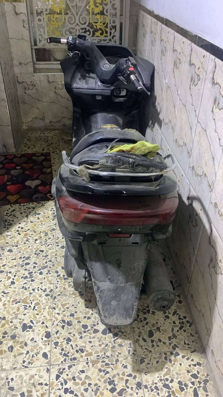 عندي هاي الماجسته قيم وخذ مجفت جديد كلج جديد بس الكتف مال الشحن رابطي غلط المكان الشعب
***********
