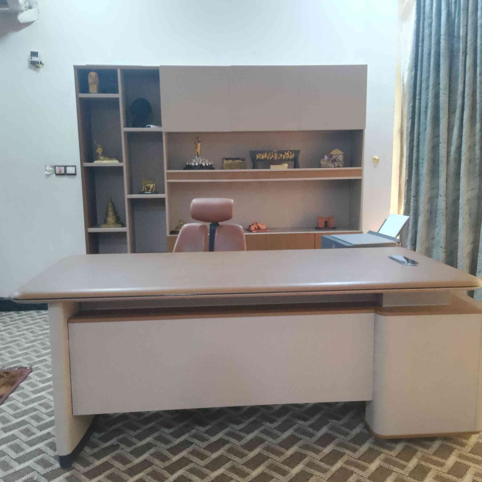 مكتب كامل مع الكرسي والعارضه للبيع تفاصيل خاص


**إذا كنت صاحب هذا الإعلان وتريد حذفه لأي سبب، رجاءا أرسل رسالة إلى الدعم الفني**