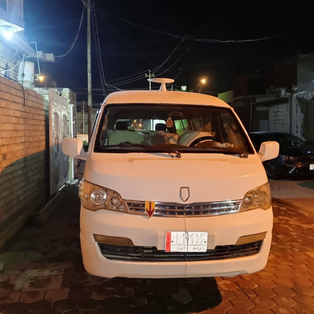 جنبي مديل ١٤ بيها بارد وره باب سلايت وباقي الكشر كفاله مكينه وكير واكسل خير من الله سنويه بعد يومين تستلم ل٣١ ولوحات انكليزي بسمي السعر ٨٦ وبيها مجال حك جيه مكاني كربلاء ***********
