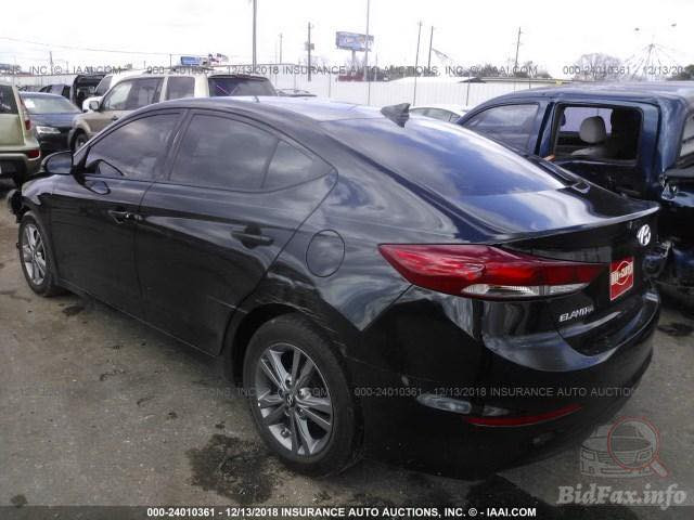 سلام عليكم للبيع النترا 2017 وارد أمريكي
السيآره فول مواصفات بصمه تشغيل بصمة أبواب فتحه كشنات اماميه تدفئة وكشن السايق كهرباء رادار نقط عمياء شاشه كأمره خلفيه حادثها موضح بالصور ربع البنيد وشويه جوه قبق البانزين ومصبوغه على كدها ماشيه 116 الف ميل رقم اربيل بأسمي السياره 115 وبيها مجال  مكاني بغداد حي الحسين او الدوره ***********
