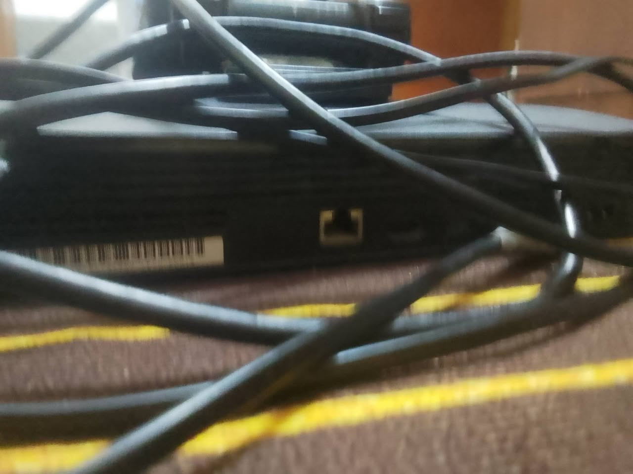 السلام عليكم اخوان بلي ستيشن 3 مهكر نضام ملتميت
جهاز مستعمل قليل ونضيف جدا 
ويا هارد 320 مليان العاب
السعر 120 قفل ويه الهارد


**إذا كنت صاحب هذا الإعلان وتريد حذفه لأي سبب، رجاءا أرسل رسالة إلى الدعم الفني**