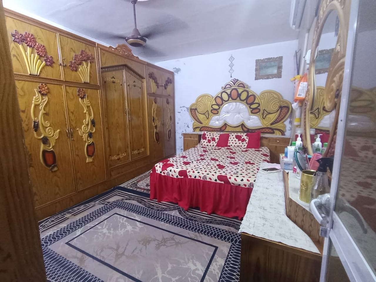 ✅بيت للبيع مستعجل✅
السلام عليكم ورحمة الله وبركاته،
دار للبيع مدينة الصدر شارع الفلاح قطاع 30 اول بيت على الشارع الفلاح
طابقين الطابق الاول استقبال وغرفتين ومطبخ وصحيات والطابق الثاني ثلاث غرف المساحة 144 السعر 210 وبي مجال

الرقم ***********
