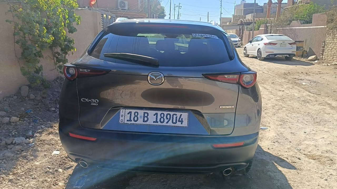 مازدا cx30 موديل 23 
مكفوله من دعاميه لل دعاميه كلين تايتل
حادث غرق شغاله من امريكا 
ماشيه ٤٨ الف ميل
كلشي ع بلاد 
محرك ٤ سلندر ٢٥٠٠ 
مرقم بابل تحويل وين ميعجيك 
السعر 155 وبيها مجال 
مكاني بابل الحله
***********
