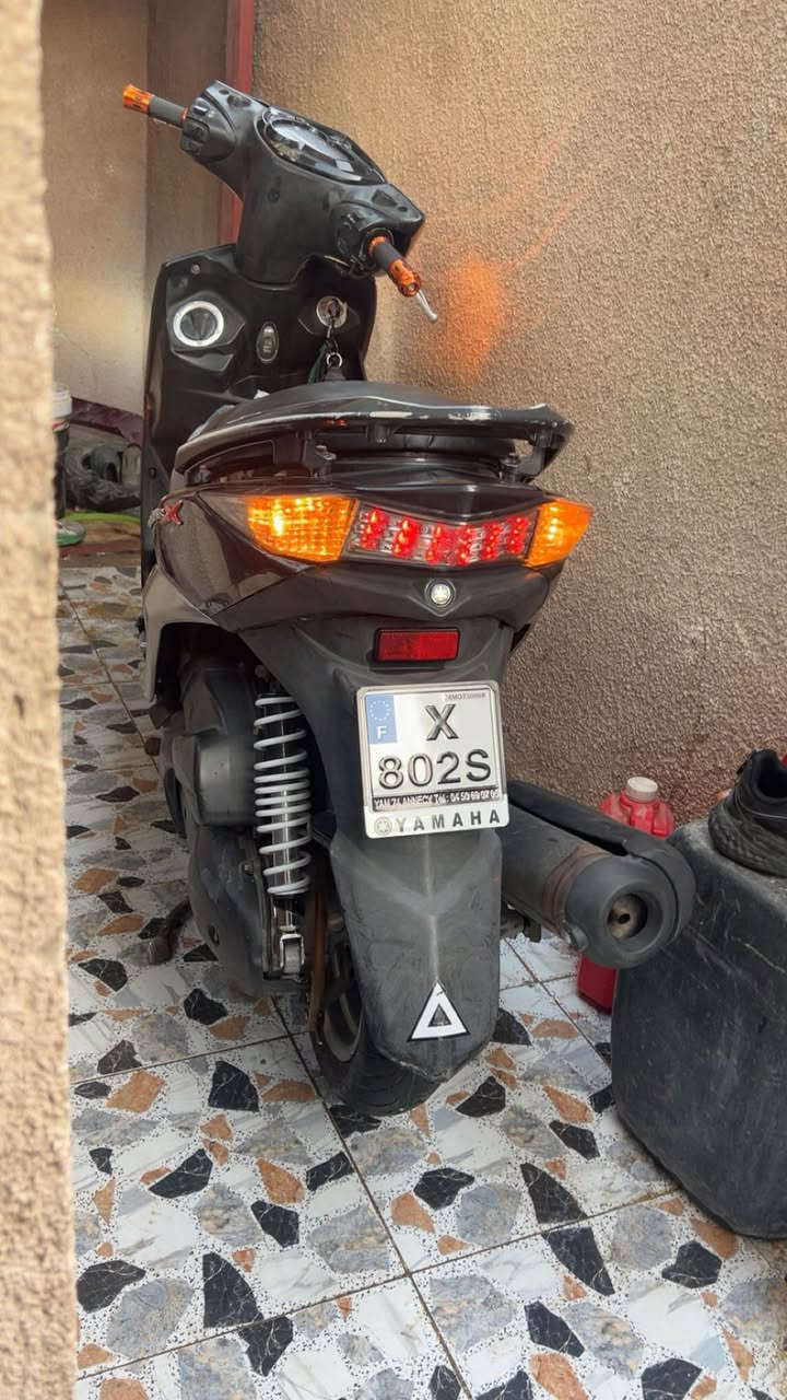 سلام عليكم سكنس لد 2015 كوري  نوزل خطين مكفوله كفاله عامه ومكينه بلاديه وشلعه ومعدل خير مَـ𝐰ℎ𝗼ـن الله  وكهربائيات كلها شغله دشبول كله شغال مكاني المشتل سعر خاص 
***********
