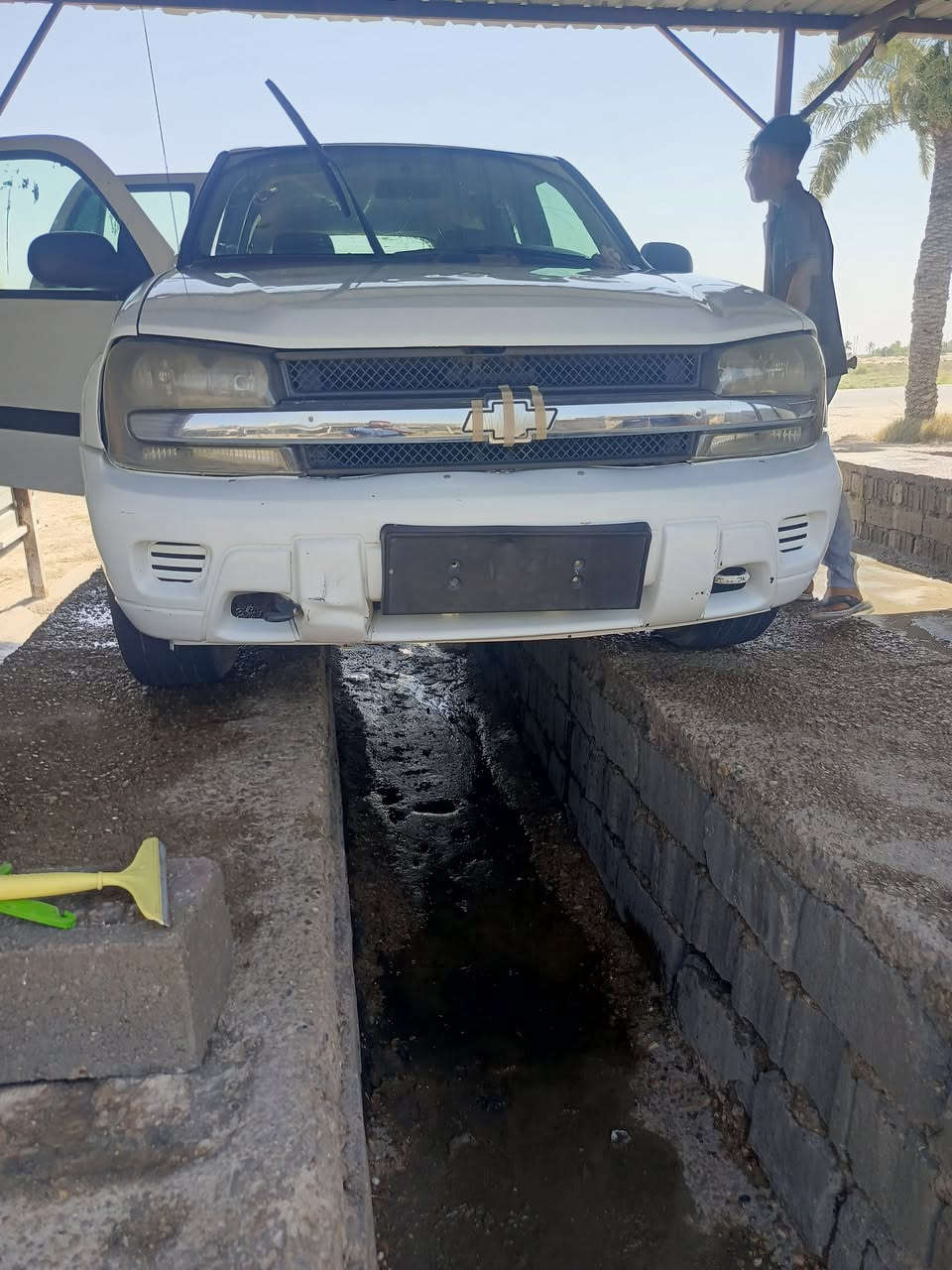 بلايزر البيع او مراوس موديل 2004مزاد كتاب رسمي سياره كير محرك نظيفات سعر 47 وبيه مجال مكان بغداد وهاذرقمي ***********واتساب ***********وهاذ مخابره
