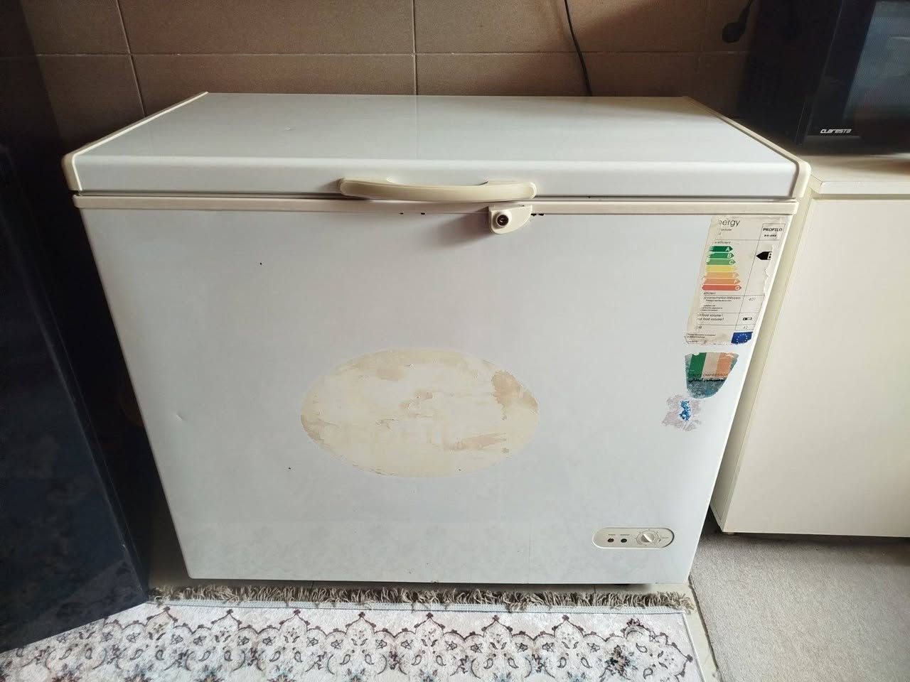 تەباخ و موجەمیدە زۆر بێ عەیبن و پاکن موجەمیدەکە گەورەیە و تەباخەکەش زۆر تازەیە   هەردوکیان بەشەرتی ئیش کردن نرخی موجەمیدەکە 200000 معاملە ..تەباخەکەش 150000معاملە


**إذا كنت صاحب هذا الإعلان وتريد حذفه لأي سبب، رجاءا أرسل رسالة إلى الدعم الفني**