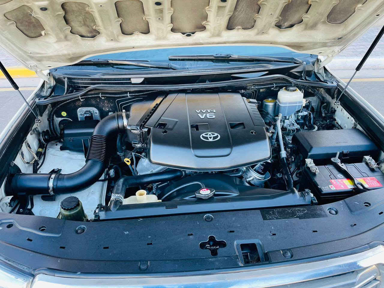 اسلام عليكم للبيع لاندكروز موديل 2009
وين اليدور جديد السياره مكفوله كفالة عامه من الدعاميه للدعامي صبغ بنيد فقط اثر تكشير بقيت السياره مكفوله من ضربه صبغ وفتح وتبديل 
رقم كربلاء مشروع وطني لغاية 2029 تخم تاير تبريد حداديه تدفئه 
المواصفات 
فول واحد على واحد 
ابريم + فتحت سقف + حساسات امامي خلفي 
شاشه اندرويد كامرة دواره 
7 راكب تلث قطع تبريد 
بصمة تشغيل +بصمة ابواب 
حجم المحرك 4000 /6V
السعر (270)
الاستفسار اكثر اتصل ***********
عنوان السياره كربلاء المقدسة اخون مكلف بنشر بيع فقط
