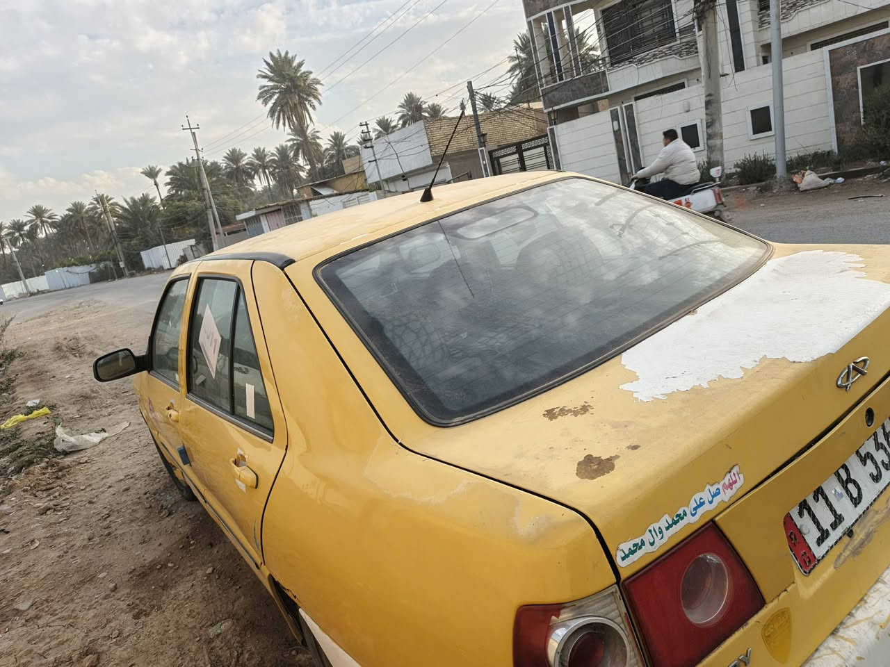 السلام عليكم 
قبل كلشي تحويل مكاتبه ويه صاحبها مباشر شيري كوين جاهزه مكينه تجفيت جديد بساتم سيفيا تبريد شغال كلج جديد مشط جديد سنويه لل28 رقم أنكليزي بيها خياسات معروفه مال شيري بلدوسات وبلجاملغات وبحافة الأبواب السيارة ابلاديه ما بيها صبغ أبد السعر 25 وبيها مجال للشراي للاتصال ***********
