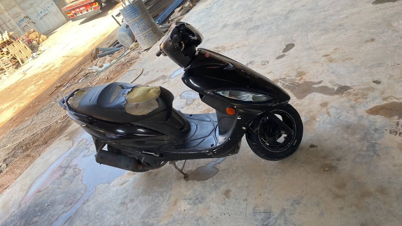 كامكو للبيع مفتوحه مره واحده تجي تفحص بيدك مستعجل ع بيعتها ***********
