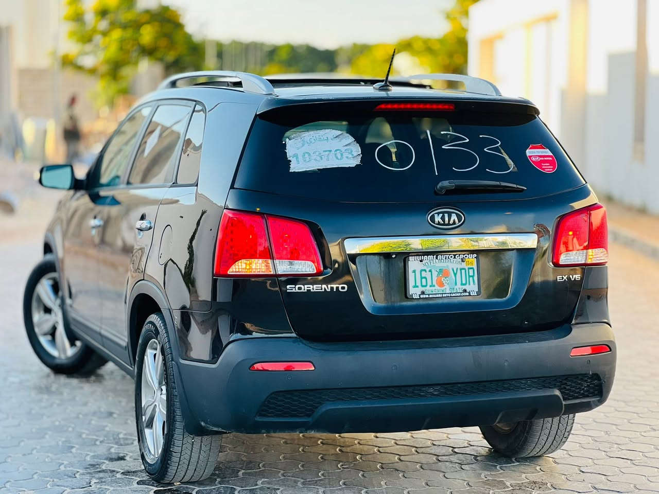 Kia SORENTO 2013 🥇

                      🔥🔥صاحبي الواتي 🔥🔥
بسعر مناسب للجميع سياره بيني او بينك مكانيكي او طريف عيب لا سعر حررررررق🔥🔥🔥🔥🔥  

                                     🤍 محلاحظه( كربون الأصلي قعد) 
📍الله يبَــــــارگ 🔥
📍النوع: Kia ✔
📍الفـئه:  SORENTO🤍
📍اللون : اسود 😘
📍الطلاء:  لايوجد 🙈
📍سعة المحرك : 35 عادي 😘
📍سنة الصنع : 2013
📍الحالة : مُمتَــٰـازَة جدا✅
📍أستيراد امريكي الحديث رسالة مفتوحة وعيب واحد لا🔥
🌀 مميزات 😁
فل رقم واحد 👌🏻
بنوراما +بصمه +ثلاث صفات +كراسي كهربائية 🤯
تحكم كامل في المقود 💪🏻🔥🔥 
فودره بيج 🔥
تكييف مشالله ثلجه🥶
نظم الأقتصادي ECO ❕
مسجل CD - AUX- Bluetooth  ✅
ألخ ......
محرگ وكمبيو وصاله 10/10 🌟
✅خاليه من الرطوبه 😍
العيوب : لا يوجدْ بإذنِ الله 💯
ناقل الحركة : أوتوماتگ - Auto
نوع الوقود : بنزين - Gasoline⛽️
طـريقة الدفع : گاش - Cash 💰
__________________________
للإستفسار أگثر ↘️⬇️↙️
عبر الوتس 💱
                                    السـعر : 🔥🔥🔥

رقم الهاتف :   0914869661📞
المكان : بنغازي حي قطر 🇱🇾


**إذا كنت صاحب هذا الإعلان وتريد حذفه لأي سبب، رجاءا أرسل رسالة إلى الدعم الفني**