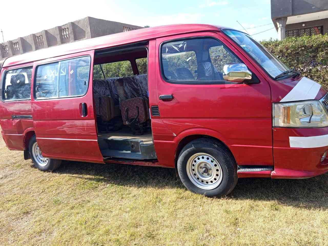 السلام عليكم اذا اكو مراوس كيا اسيا 96 بهاي الفتون سياره معمره جديد جاهزه 2010 ***********
