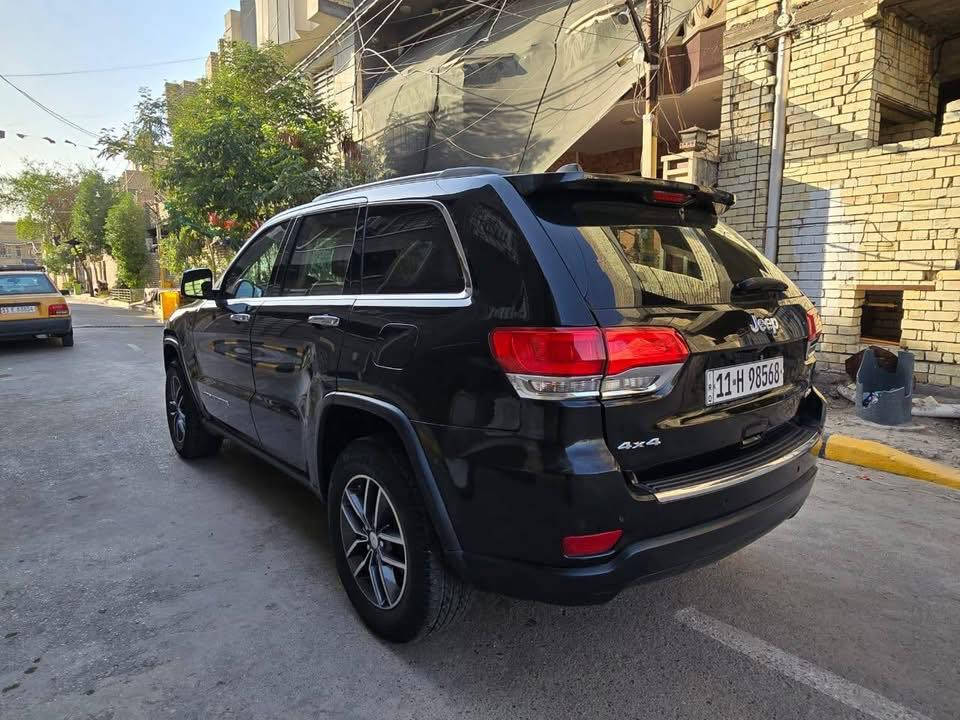 السلام عليكم 
توكسان ٢٠٢٠ وارد امريكي الحادث بجم 
ماشيه ٩٢ الف للبيع 
نص فول 
السياره ب اسمي تحويل مباشر صفر غرامات رقم بغداد 
عنواني بغداد/الشعب حي اور/السعر /١٣٣ ورقه 
*********** علي الساعدي
