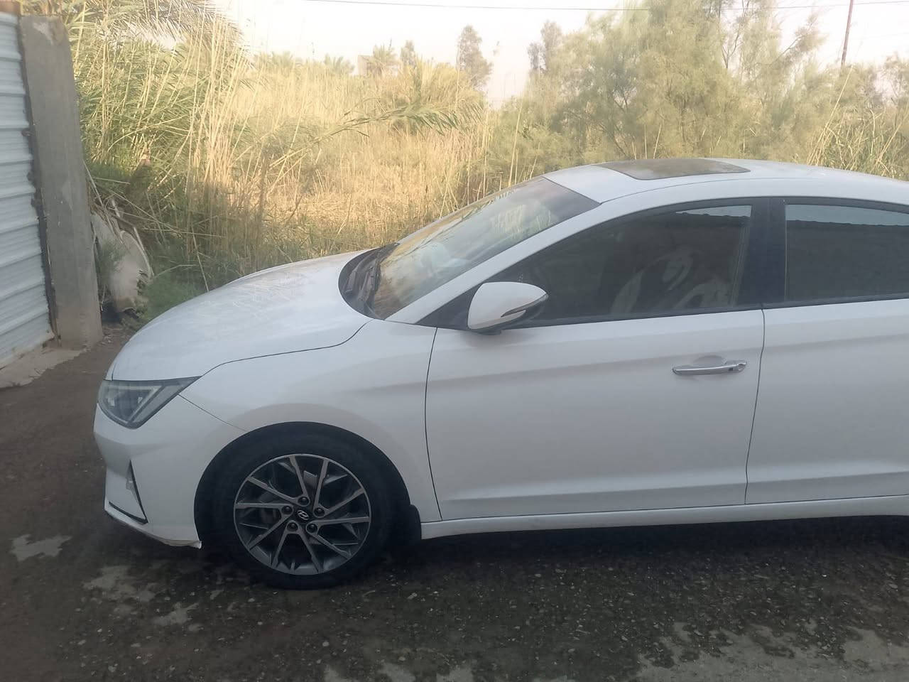 انتره مديل 20اقصاد خليجي وباقي 6اشهر  تخم تاير جديد حدادية جديدة سعر 140وبيها مجال بيه وكاله عامه رقم صاحب السياره *********** العنوان بصرة الزريجي مقابل معمل ورق الدير وانا مكلف بنشر
