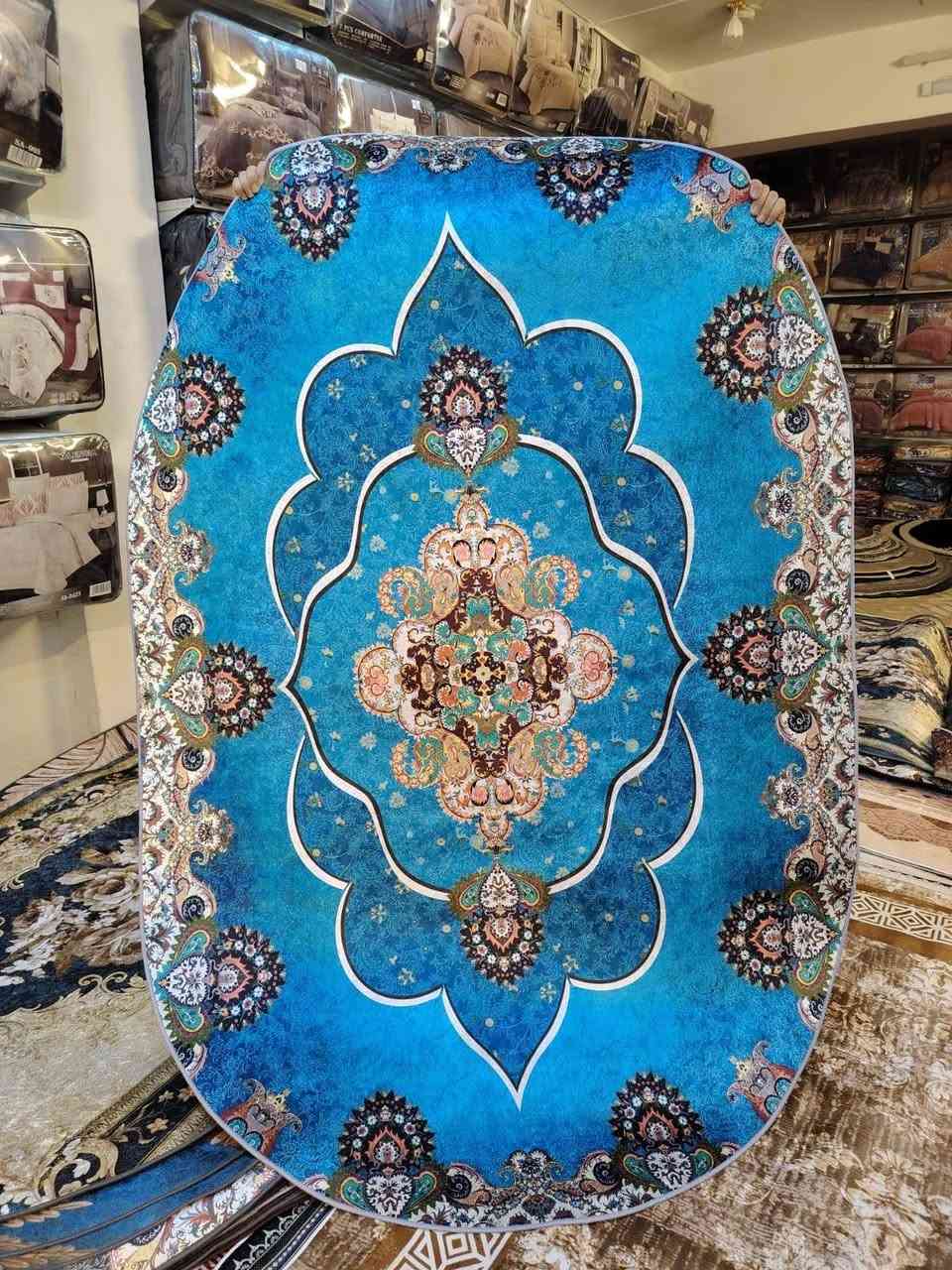 🌹🌹من مجمع الرنا المنزلي🌹 
الطابق الثاني للمفروشات❣️
 فرشه اجدي بيضوي  تركي  درجه اولى😻
القياس 160*230
الواااااان جنونيه خراااااافيه😉
السعر القطعه  12الف دينار فقط
يوجد خدمة توصيل داخل الشطره 2 الفين🚕🚕 والئ كافة المحافضات العنوان / الشطره شارع الدكاتره فرع سونار اثير الاتصال على واتساب✅ ***********
