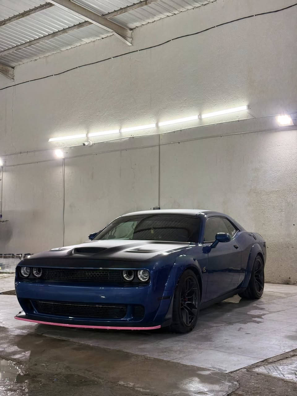 بيع او مراوس حسب القناعه .
(Challenger // Scat Pack🐝)
[Wide body]
محرك :[V8. 6.4L🚀]
موديل :[2021]
العداد :[16000ml] قابل للزياده
زيرووو
اللون :[البحري - المميز]
الحاله : [كفاله عامه ]
[مرقم بغداد تحويل مباشر ]

المواصفات 
*كشنات جلد وكنتارا ختم النحله
*مكابح رياضيه (برمبو) 6 بساتن.
*دركه (SRT) D
*لايت LED .
*حساسات 
*كاميرا خلفيه
*كشنات كهرباء 1
*كزوز سستم
*حساسات خلفيه
*ويل قياس 20 أنج .
*سستم صوت الباين
*تشغيل عن بعد
*تدفئه مقاعد اماميه 
*تدفئه ستيرن 
*شاشه كبيره قياس 8.4أنج
*كير شفتات
*محدد سرعه
.
.
.
التزويد 🔥

*شوته k&n اصلي 
*كاچ كان اصلي 
*ولف حماوه مشميتو الاصلي 
*داون بايب 
*اكس بايب 
*تفريغ مع برمجه (سيفتي)

الاضافات 

*كت كاربون فايبر 
*كفر كير فورجد 
*زراعه اناره داخلي تحكم سستم متغير
*لد ابواب جانبي ديمون
*كفر ايرباك SRT لامع 
*جناح رد اي 
*لحيه ديمون (المسطره)
*ستريس بار 
*لويات SRT
*تغليف قماره بنيد جنطه اسود MATT
{***********}اتصال
