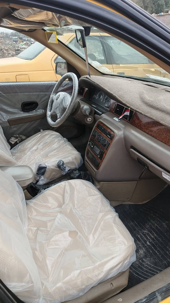 السلام عليكم سمنت 2012كرستال كير ومكينة وصدر خير من الله بيهة الهلالات والكصة مال البنيد ودوس معمرات عارضهة 40 وبيهة مجال قليل ***********
