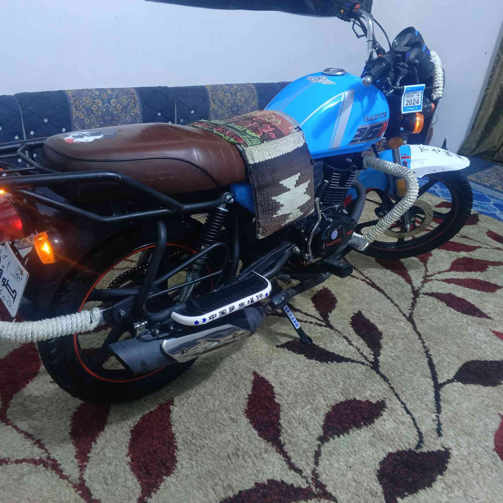 سلام عليكم دراجه دايون نفخ موديل 23 مكفوله محرك 200 اوراق أصولي 
للاستفسار ***********
