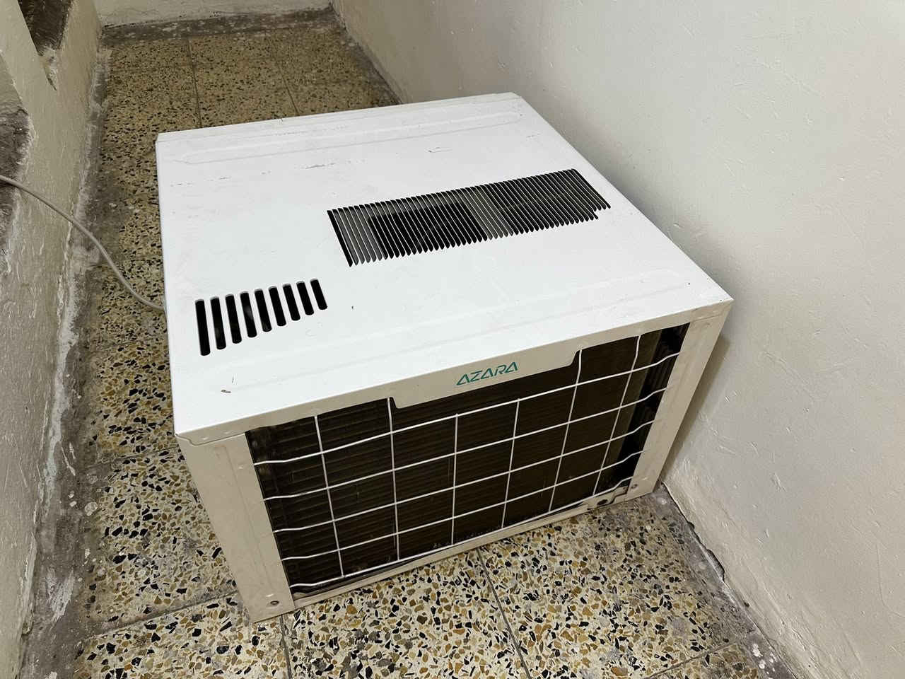 السلام عليكم حبايب للبيع مكيف 2 طن ممتعوب مشتغل قليل ونضافة كدامكم اي عيب مابي سعر (300) وبي مجال حبايب *********** الإسكان عنوان
