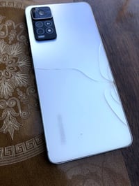 ريدمي نوت ١١ برو فايف جي • ١٢٨ جيجا ٨ رام • ظهر مكسور